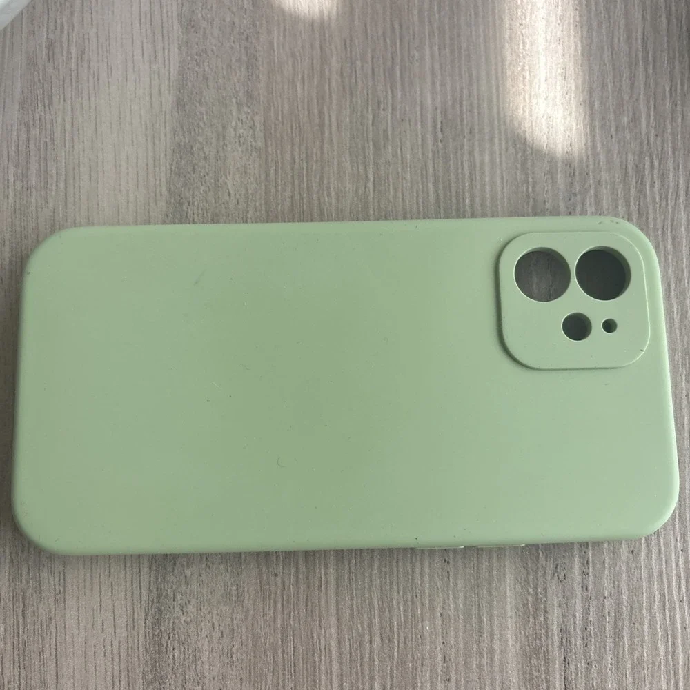 iPhone 13‎ Silicone Case MagSafe Compatible Shockproof